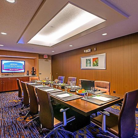 מלון Courtyard By Marriott פרדריק עסק תמונה