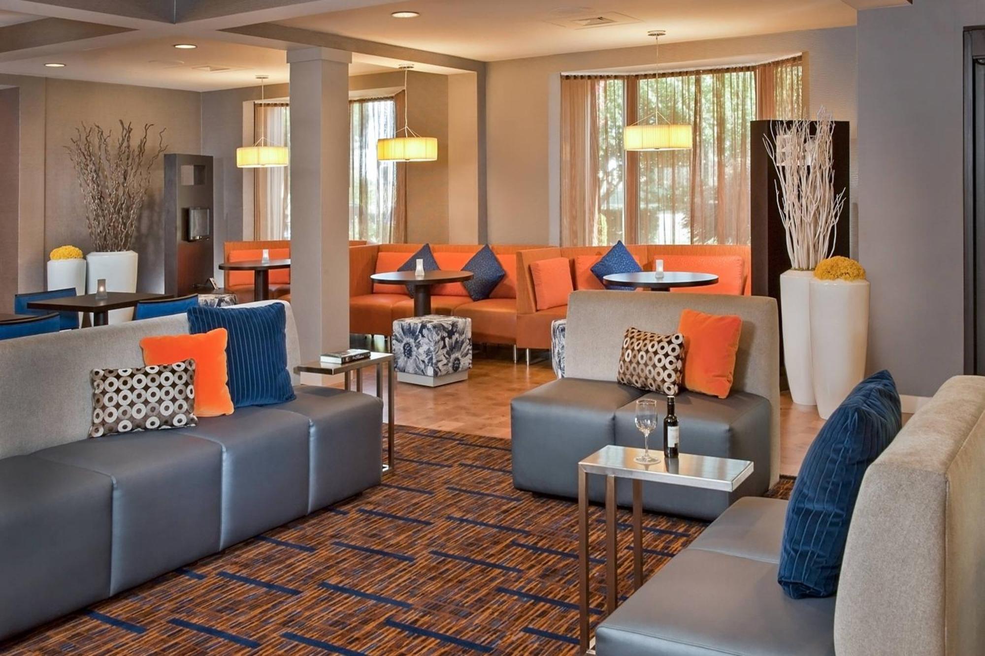 מלון Courtyard By Marriott פרדריק מסעדה תמונה